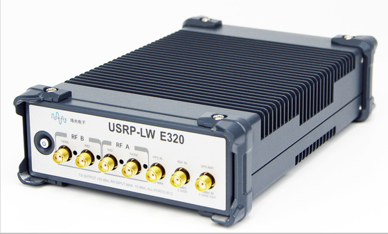 Ettus USRP E320 tương thích. USRP-LW E320 2T2R RF 70 MHz-6 GHz 56 MHz BW