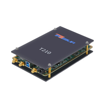 USRP Phần mềm xác định vô tuyến với 70 MHz-6 GHz Dải tần số 56 MHz băng thông và 2T2R kênh